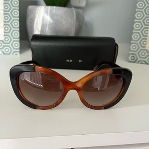 Burberry women sunglasses